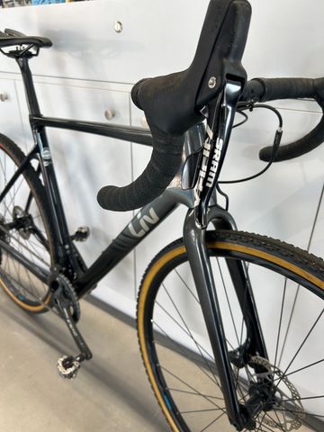 Liv CX Brava Advanced Pro 2 2021 Road & Gravel usato, Nero — immagine 9 di 11