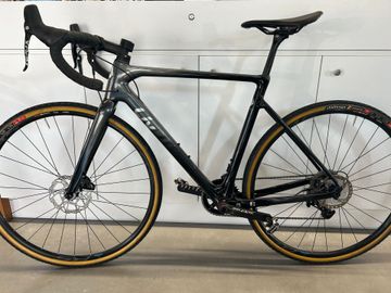 Liv CX Brava Advanced Pro 2 2021 Road & Gravel usato, Nero — immagine 2 di 11