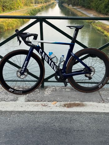 Canyon Aeroad CF SL 8 Disc 2024 2024