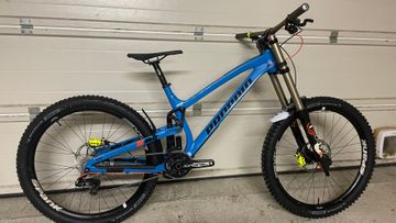 Used Propain Rage Shimano Saint 2020 Mountainbike, Blue — image 1 of 4