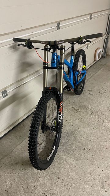 Used Propain Rage Shimano Saint 2020 Mountainbike, Blue — image 3 of 4
