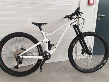 Used Scott Genius 940 2022 2022 Mountainbike, White, 29 — image 2 of 4