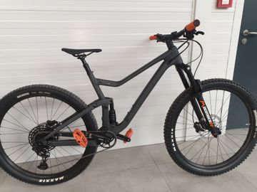 Used Scott Genius 950 2022 2022 Mountainbike, Light Gray, 29 — image 2 of 4