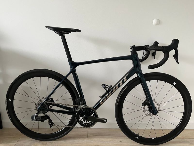 Used Giant Tcr SRAM Rival eTap AXS 2022 Road & Gravel