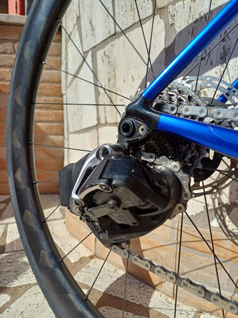 Wilier 0 SRAM Red eTap AXS 2022 Road & Gravel usato, Blu — immagine 7 di 10