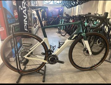 Brugt 3T Exploro RACEMax FORCE AXS 2X 700c 2023 2023 Road & Gravel