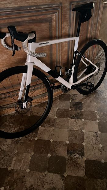 Used Cannondale SuperSix EVO Carbon Disc Force eTap AXS 2020 2020 Road & Gravel