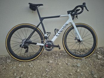 Used Canyon Ultimate SRAM Red eTap AXS 2023 Road & Gravel
