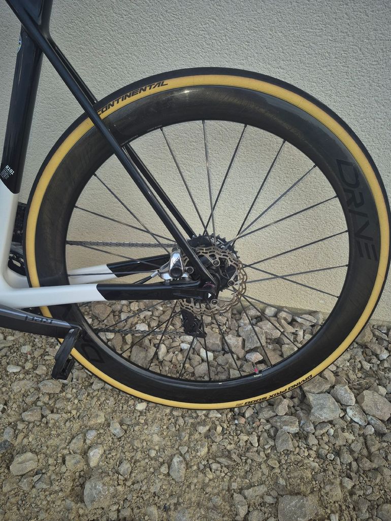 Używany Canyon Ultimate SRAM Red eTap AXS 2023 Road & Gravel — zdjęcie 4 z 4
