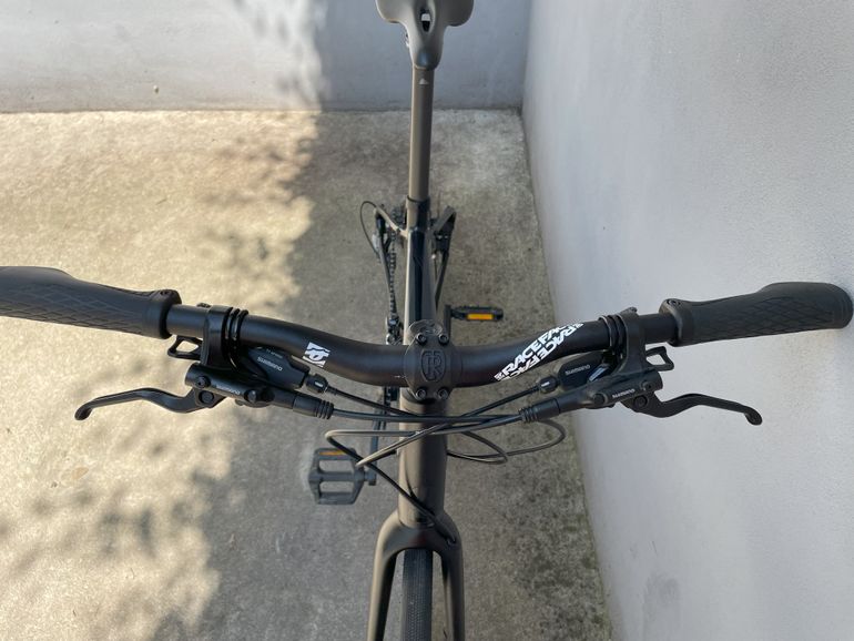 Used Canyon Roadlite WMN AL SL 8.0 2020 2020 Road & Gravel, Black — image 3 of 10