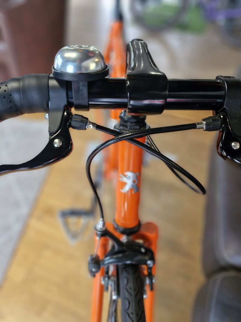 Used Peugeot LU01 LEGEND 2025 Road & Gravel, Orange — image 2 of 8