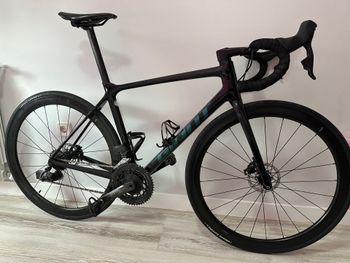 Used Giant Tcr SRAM Rival eTap AXS 2019 Road & Gravel, Black — image 2 of 8
