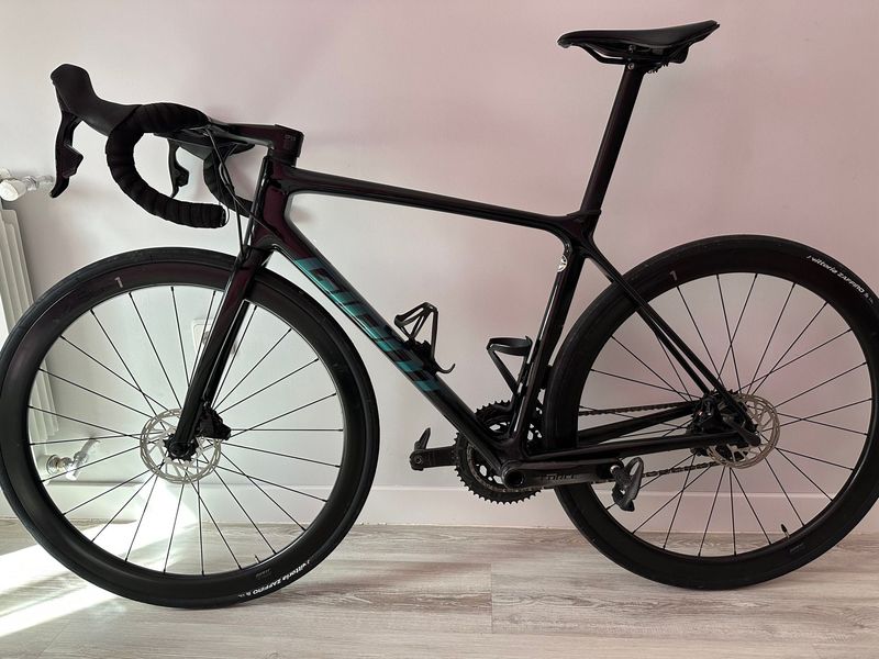 Použité Giant Tcr SRAM Rival eTap AXS 2019 Road & Gravel