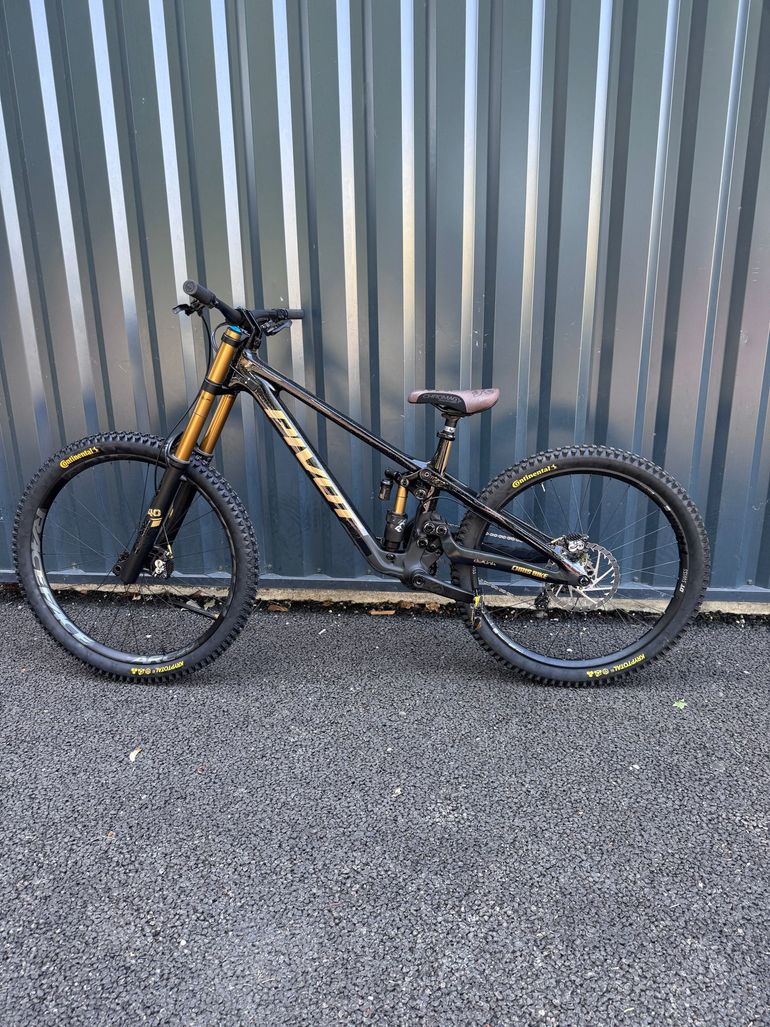 Used Pivot PHOENIX Pro Saint 2025 2025 Mountainbike, Black, 29, 27.5 — image 4 of 6