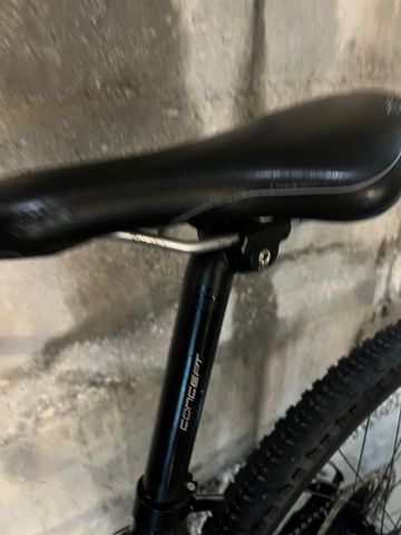 Univega Ht 2018 Mountainbike usato, Nero — immagine 10 di 11