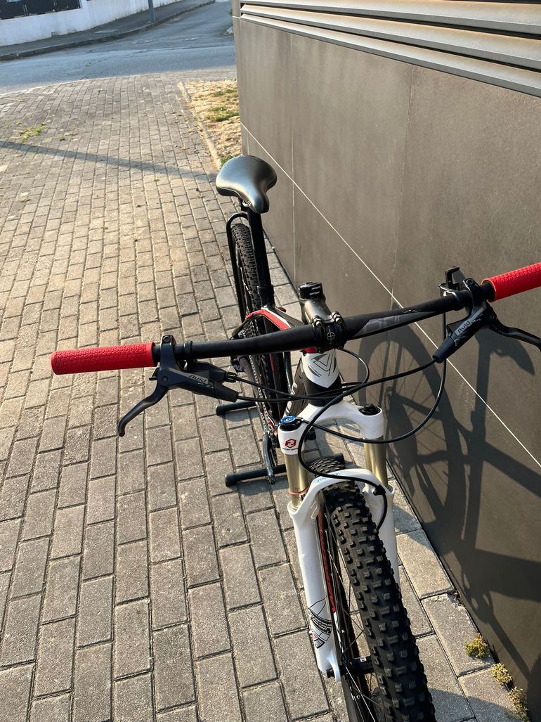 Univega Ht 2018 Mountainbike d'occasion — image 3 sur 15