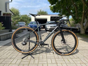 Używany Canyon Grail CF SL 7 eTap 2023 2023 Road & Gravel