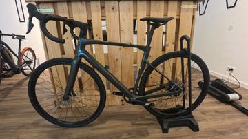 Used BMC Roadmachine X THREE 2024 2024 Road & Gravel, Green — image 3 of 3