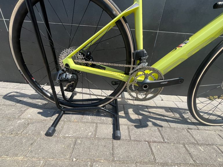 Used BMC Roadmachine AMP TWO USA 2023 2023 Road & Gravel, Verde — image 3 of 12