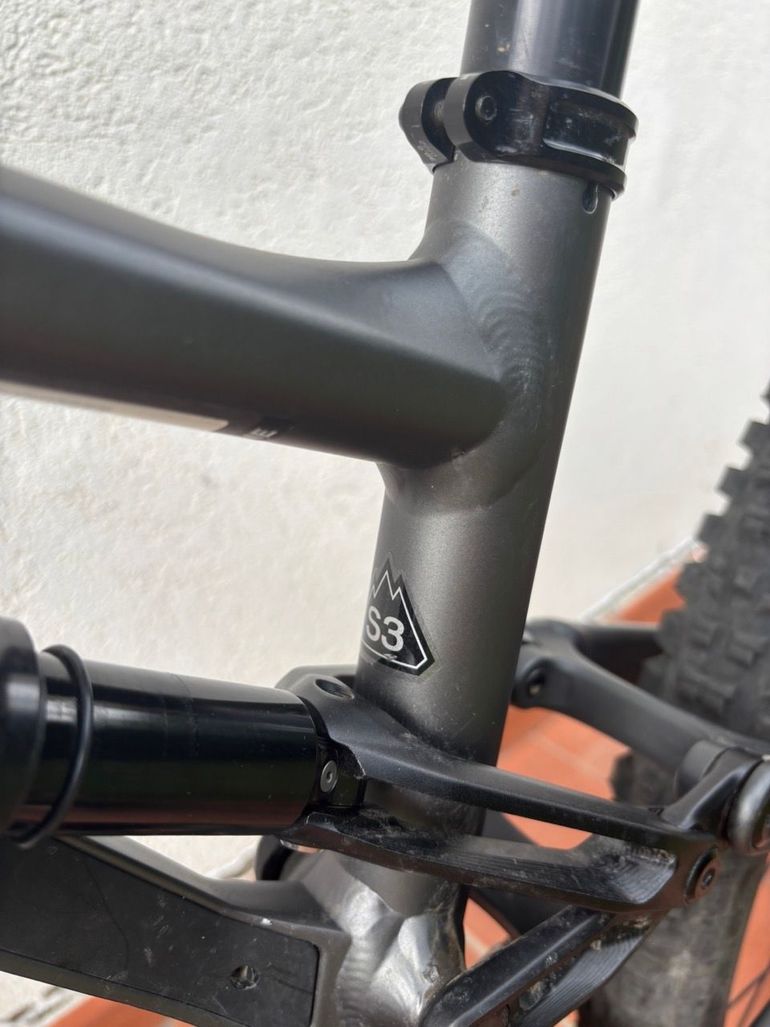 Used Specialized Stumpjumper EVO Comp Alloy 2023 2023 Mountainbike, Light Gray, 29 — image 10 of 10