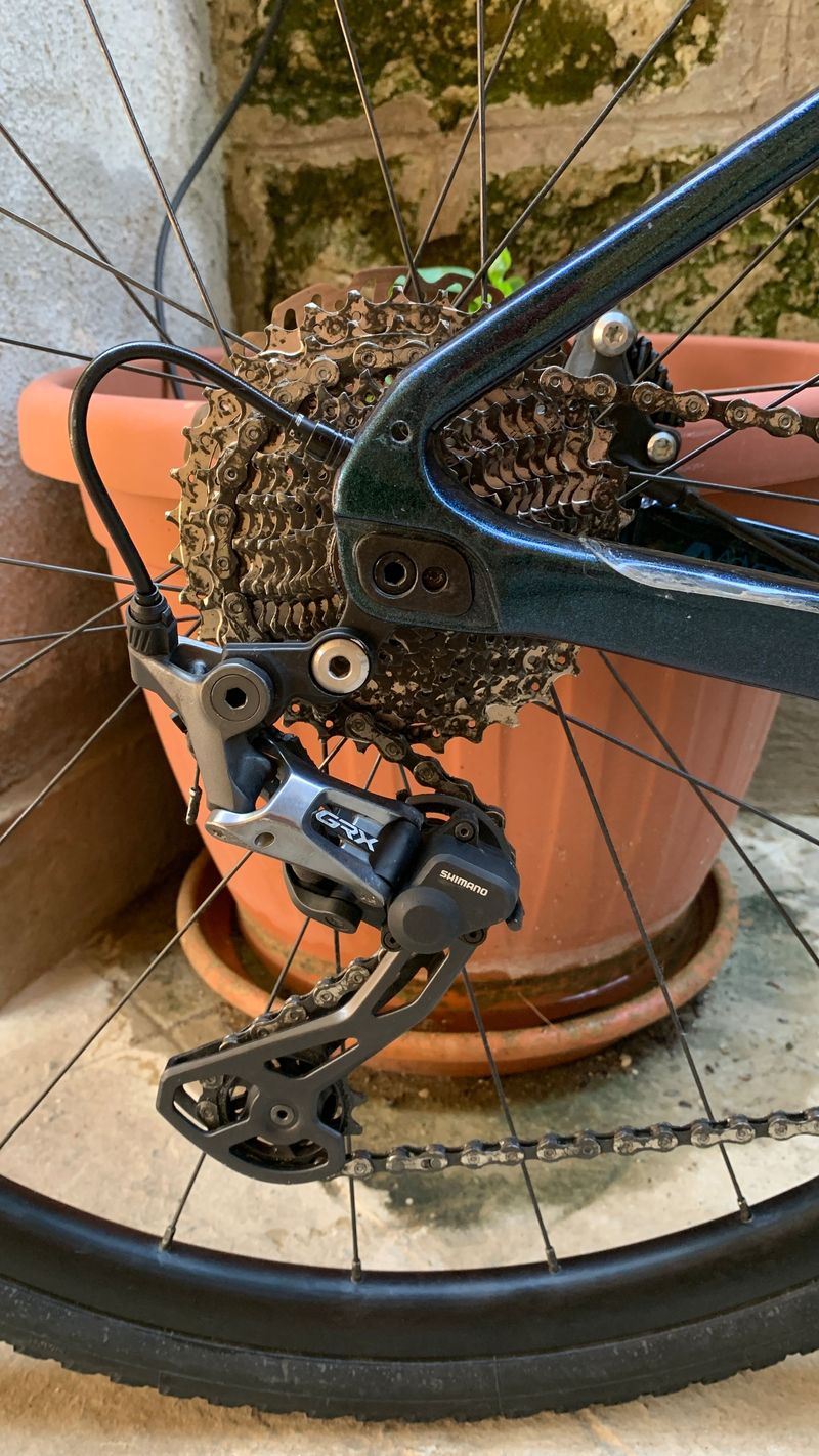 Käytetty Giant Advanced 2 2022 2022 Road & Gravel — kuva 4 / 7