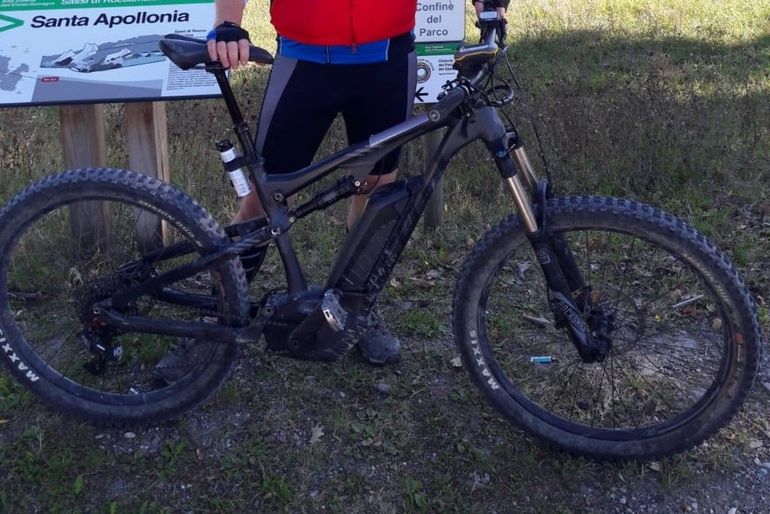 Gebrauchtes Scott E Genius 730 2018 2018 Mountainbike, Schwarz — Bild 2 von 3