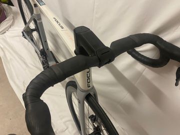 Brugt Focus IZALCO MAX 9.8 2024 2024 Road & Gravel — billede 7 af 10
