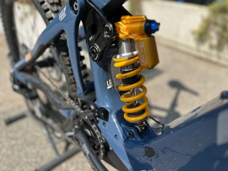 Brugt Pivot Shuttle LT 2025 Ohlins Edition 2025 Mountainbike — billede 12 af 15
