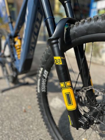 Brugt Pivot Shuttle LT 2025 Ohlins Edition 2025 Mountainbike — billede 11 af 15
