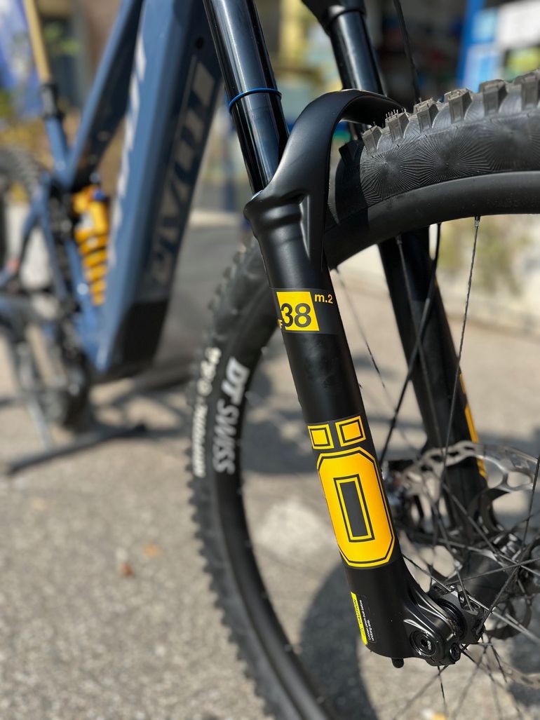 Brugt Pivot Shuttle LT 2025 Ohlins Edition 2025 Mountainbike — billede 11 af 15