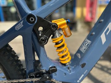 Brugt Pivot Shuttle LT 2025 Ohlins Edition 2025 Mountainbike — billede 10 af 15