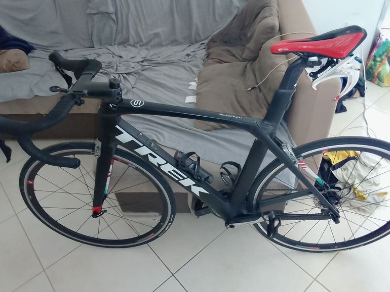 TREK MADONE9.2 54 アルテグラDi2 2017 TREK MADONE9.2 54 アルテグラDi2 2017 TREK MADONE9.5 54サイズ