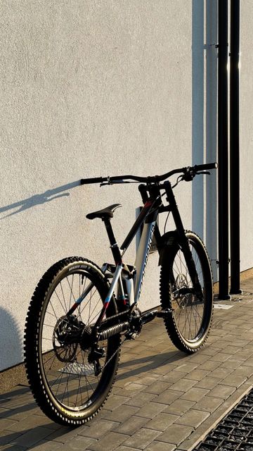 Used Mondraker Summum SRAM GX DH 2021 Mountainbike, Black, Mixed — image 6 of 19