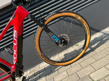 Gebrauchtes Focus RAVEN² 9.8 2021 2021 Mountainbike, Rot, 29 — Bild 5 von 14