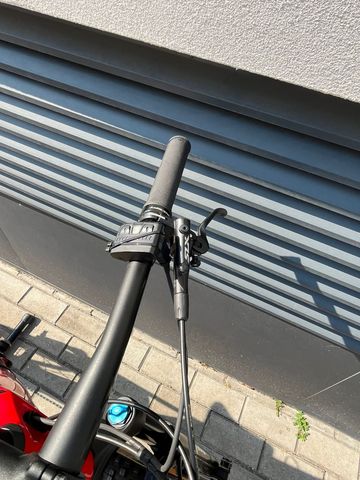 Gebrauchtes Focus RAVEN² 9.8 2021 2021 Mountainbike, Rot, 29 — Bild 12 von 14