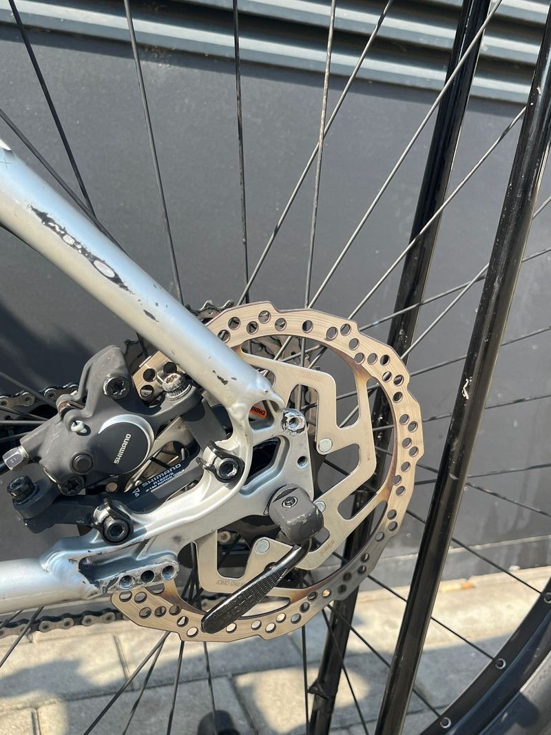 Used Univega Summit 3.0 2018 Mountainbike, Light Gray — image 6 of 17
