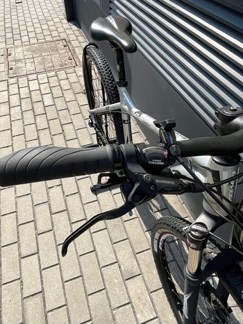 Used Univega Summit 3.0 2018 Mountainbike — image 9 of 17