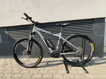 Used Univega Summit 3.0 2018 Mountainbike, Light Gray — image 2 of 17
