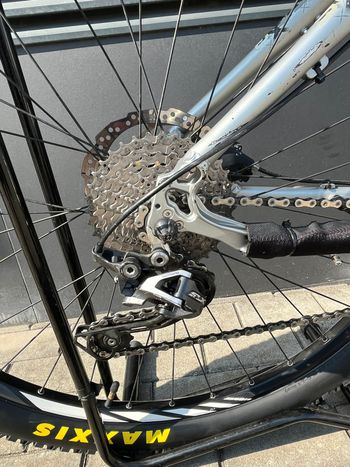 Used Univega Summit 3.0 2018 Mountainbike — image 14 of 17