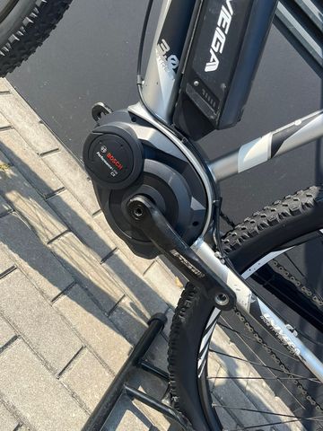 Used Univega Summit 3.0 2018 Mountainbike, Light Gray — image 4 of 17