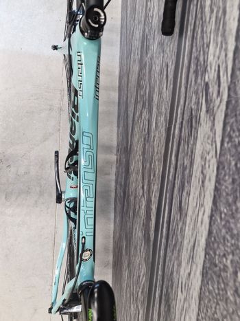 Used Bianchi Intenso Dura Ace 11v 2018 Road & Gravel, Green — image 9 of 9