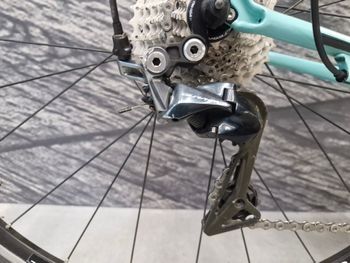Used Bianchi Intenso Dura Ace 11v 2018 Road & Gravel, Green — image 2 of 9