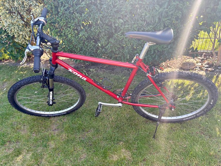 Gebrauchtes Kona Hahanna 2012 Mountainbike, Rot — Bild 1 von 12