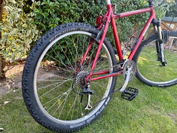 Gebrauchtes Kona Hahanna 2012 Mountainbike, Rot — Bild 4 von 12