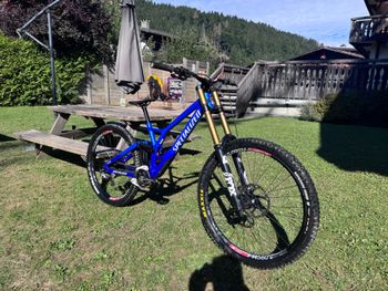 Used Specialized Demo Shimano Saint 2022 Mountainbike, Blue — image 5 of 10