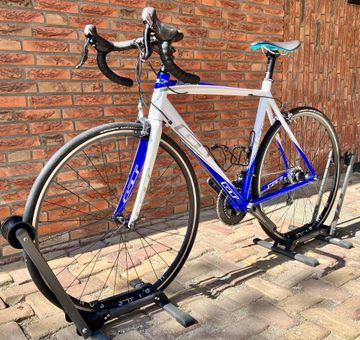 Used GT 2 Series 2010 Road & Gravel, Blue — image 1 of 28