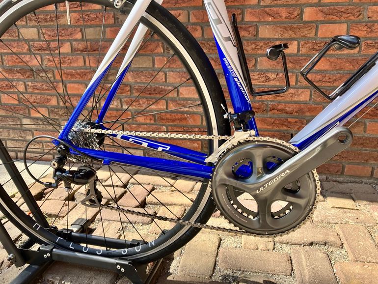 Used GT 2 Series 2010 Road & Gravel, Blue — image 9 of 28