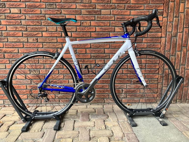 Used GT 2 Series 2010 Road & Gravel, Blue — image 27 of 28