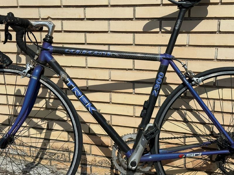 Gebrauchtes Trek Composite 2300 2000 Road & Gravel, Violett — Bild 4 von 6