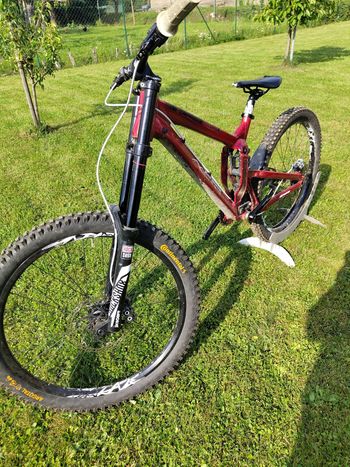 Used Propain Rage 2016 2016 Mountainbike, Red — image 1 of 4
